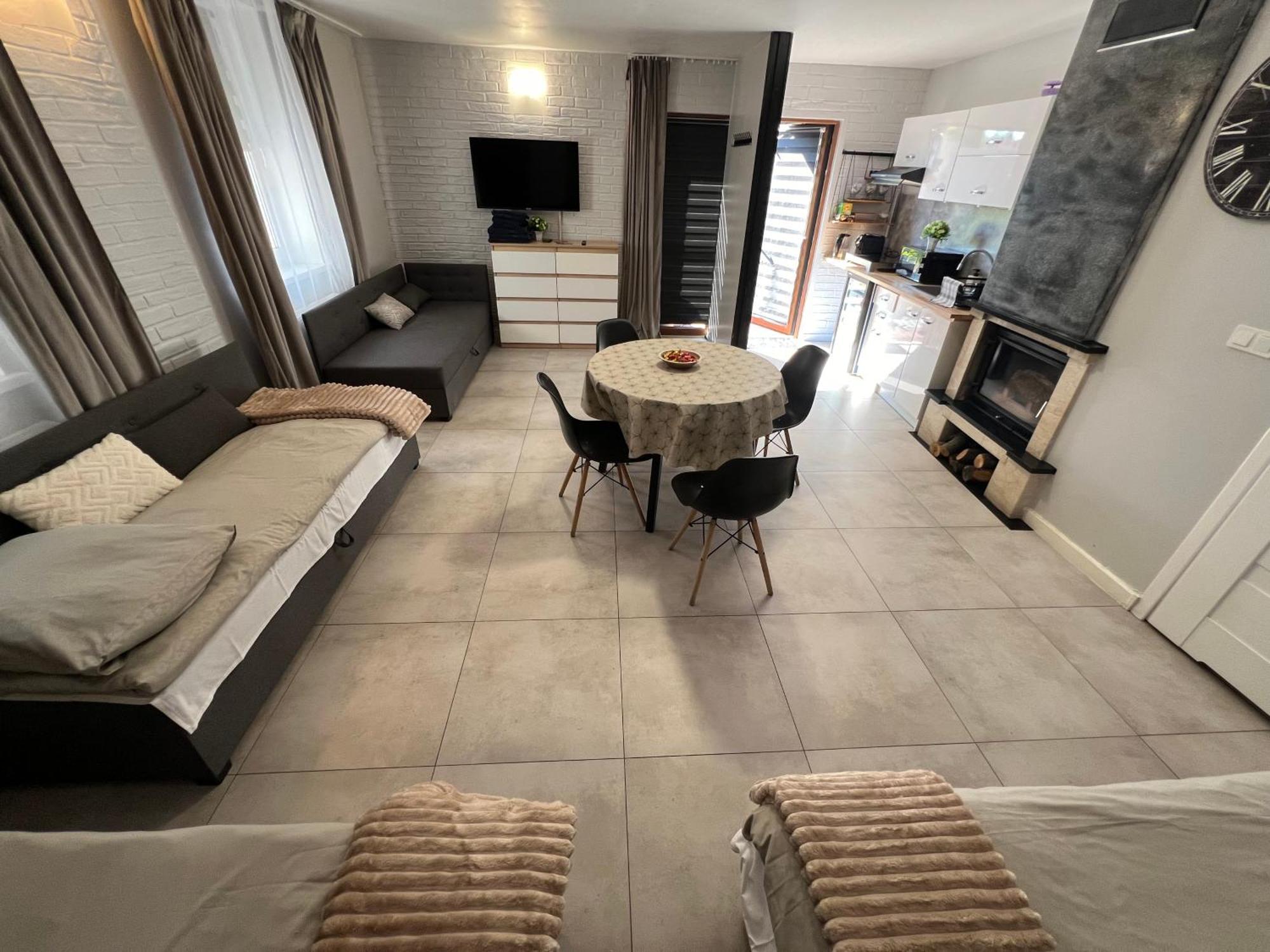 Przytulny Zakatek Aparthotel Zerniki Wroclawskie Ngoại thất bức ảnh