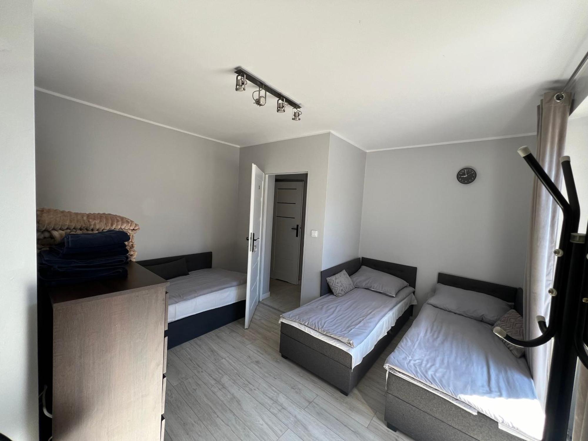 Przytulny Zakatek Aparthotel Zerniki Wroclawskie Ngoại thất bức ảnh