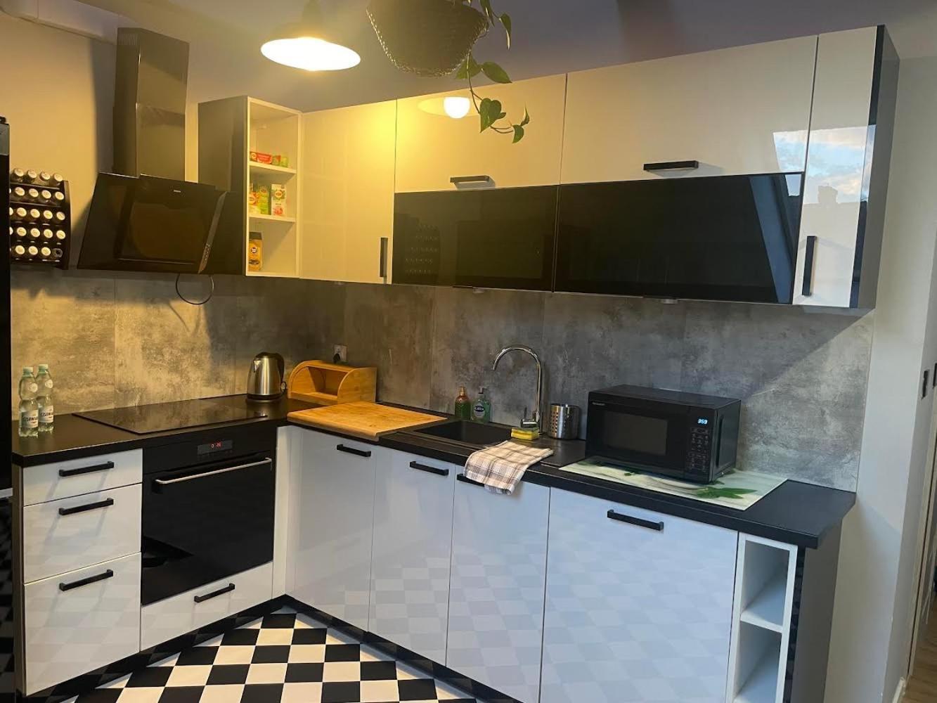 Przytulny Zakatek Aparthotel Zerniki Wroclawskie Ngoại thất bức ảnh
